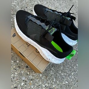 MEN NIKE DB2477 001 CRATER IMPACT BLACK/WHITE/GREEN SHOES SNEAKERS SIZE 11